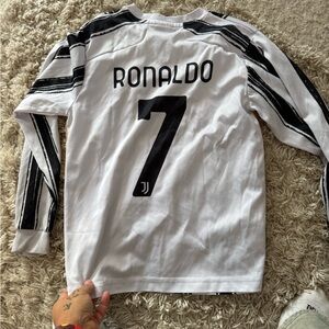 Ronaldo long sleeved jersey